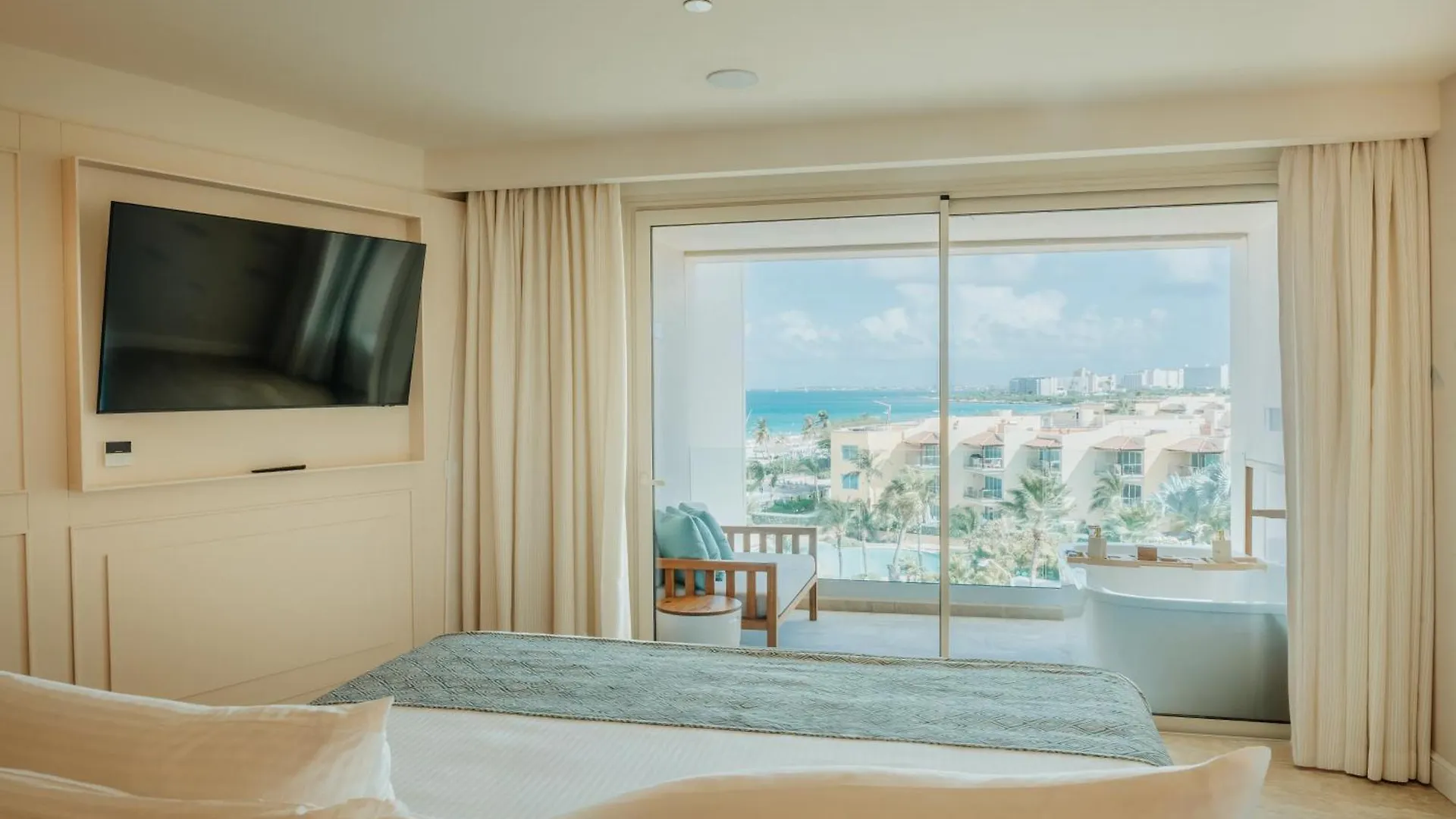 Joia Aruba By Iberostar Hotell Palm Beach 5*,